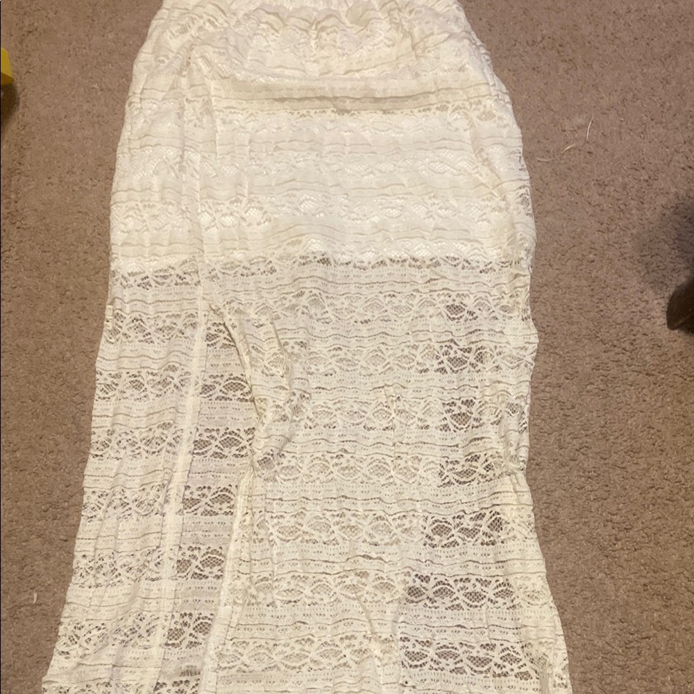 Elegant Cream Lace Skirt